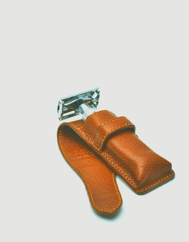 Parker - LP3 Saddle Brown Leather Safety Razor Case - The Panic Room