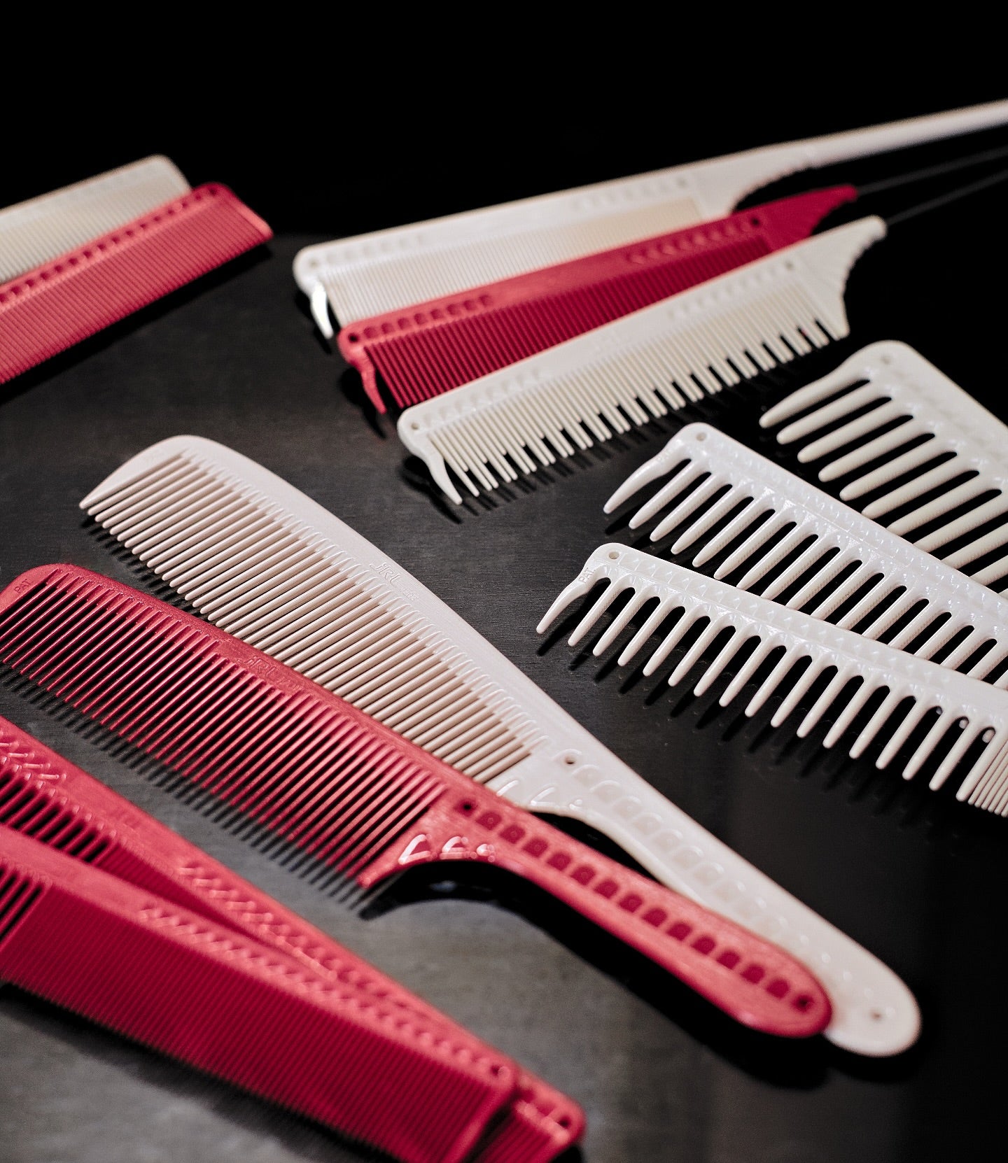 JRL - Precise Cutting Comb 8.6", White - The Panic Room