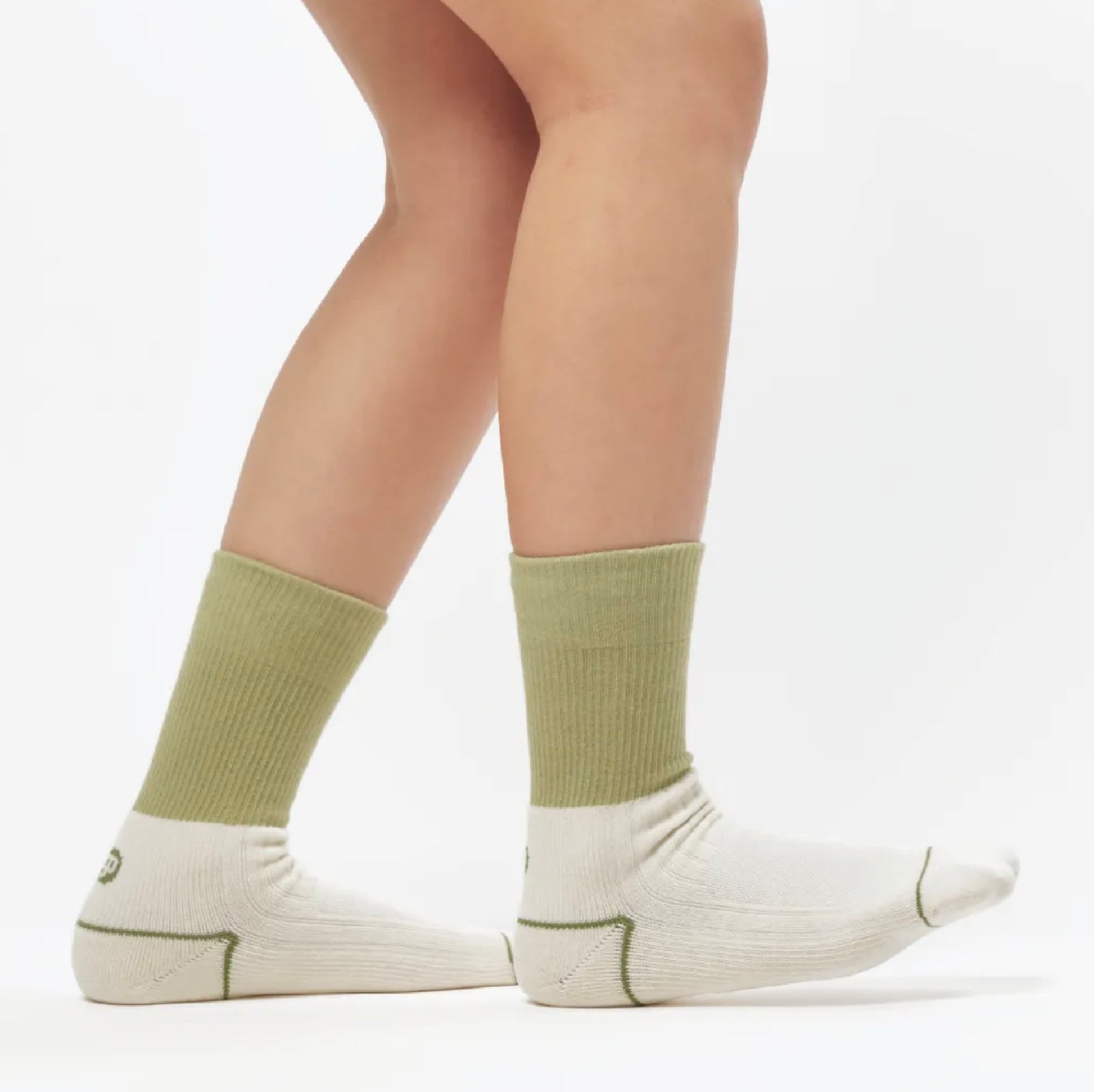 GOODPAIRSOCKS - Spring Forward, Dua - The Panic Room