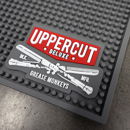 Uppercut Deluxe - Barber Mat, Switchblades